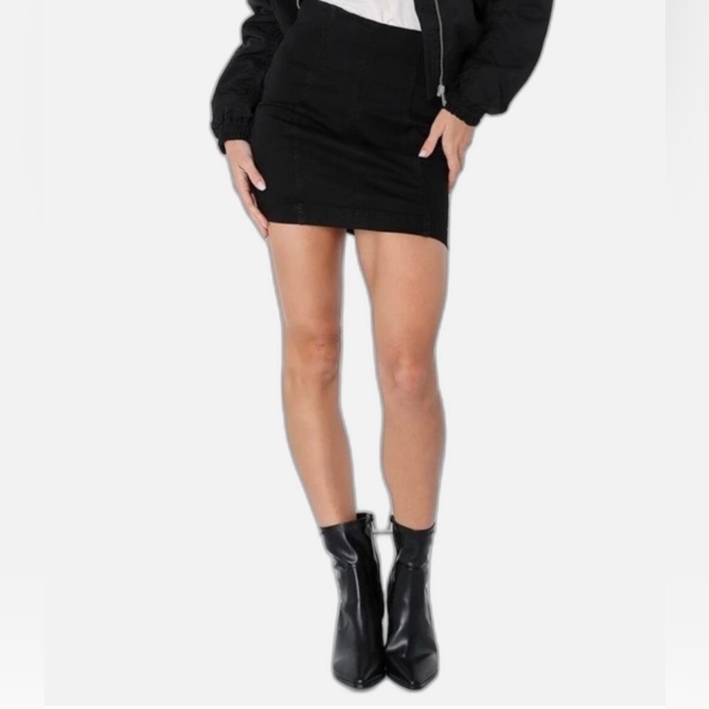 Free People Modern Femme Washed Black Denim Mini Skirt Size 2​